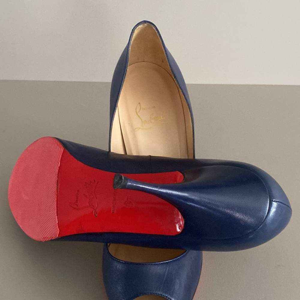 Peep Toe Christian Louboutin Azul